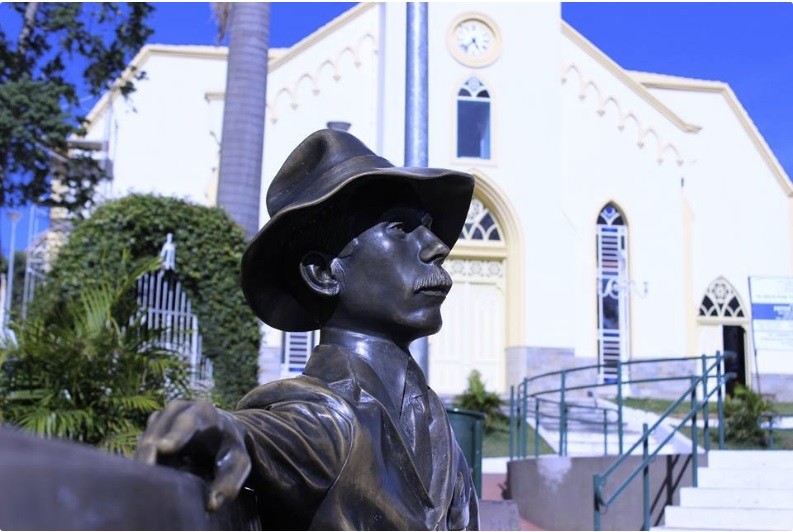 Estátua de Alberto Santos Dumont