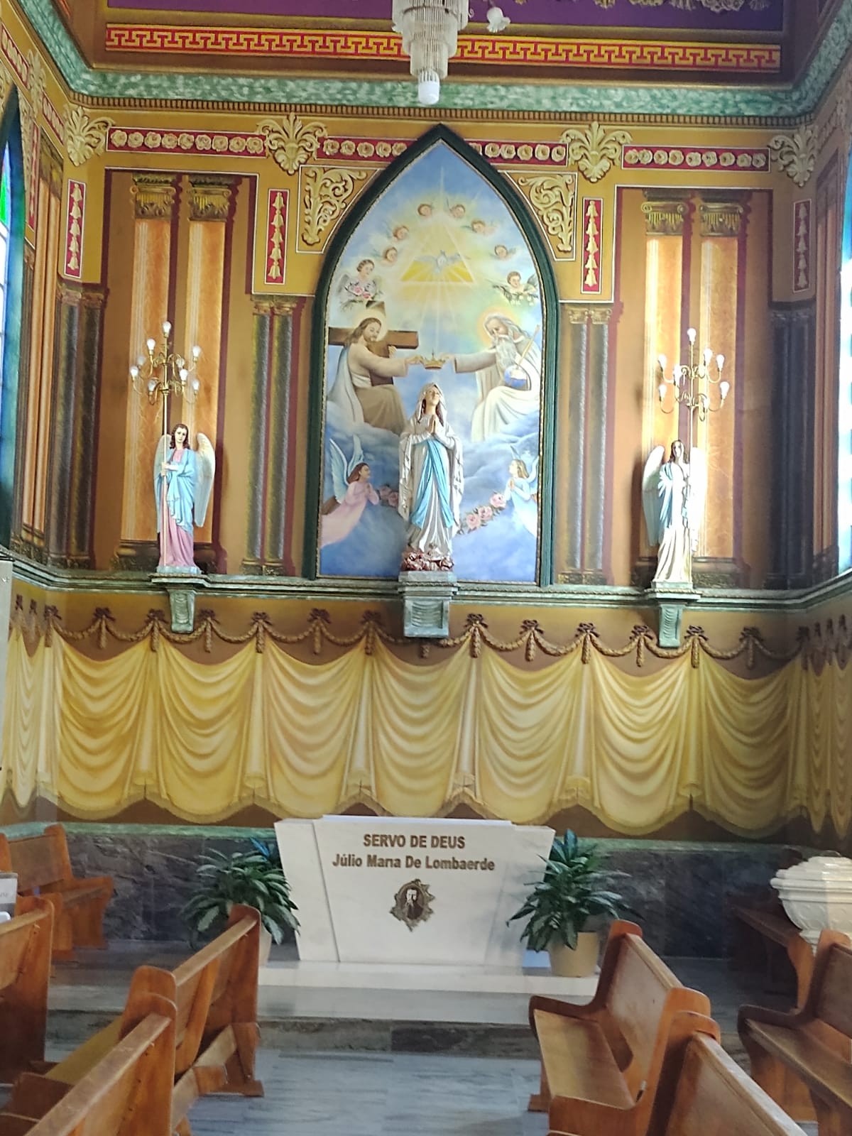 Santuario Bom Jesus de Manhumirim