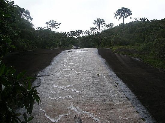 Cachoeira Santa Barbara