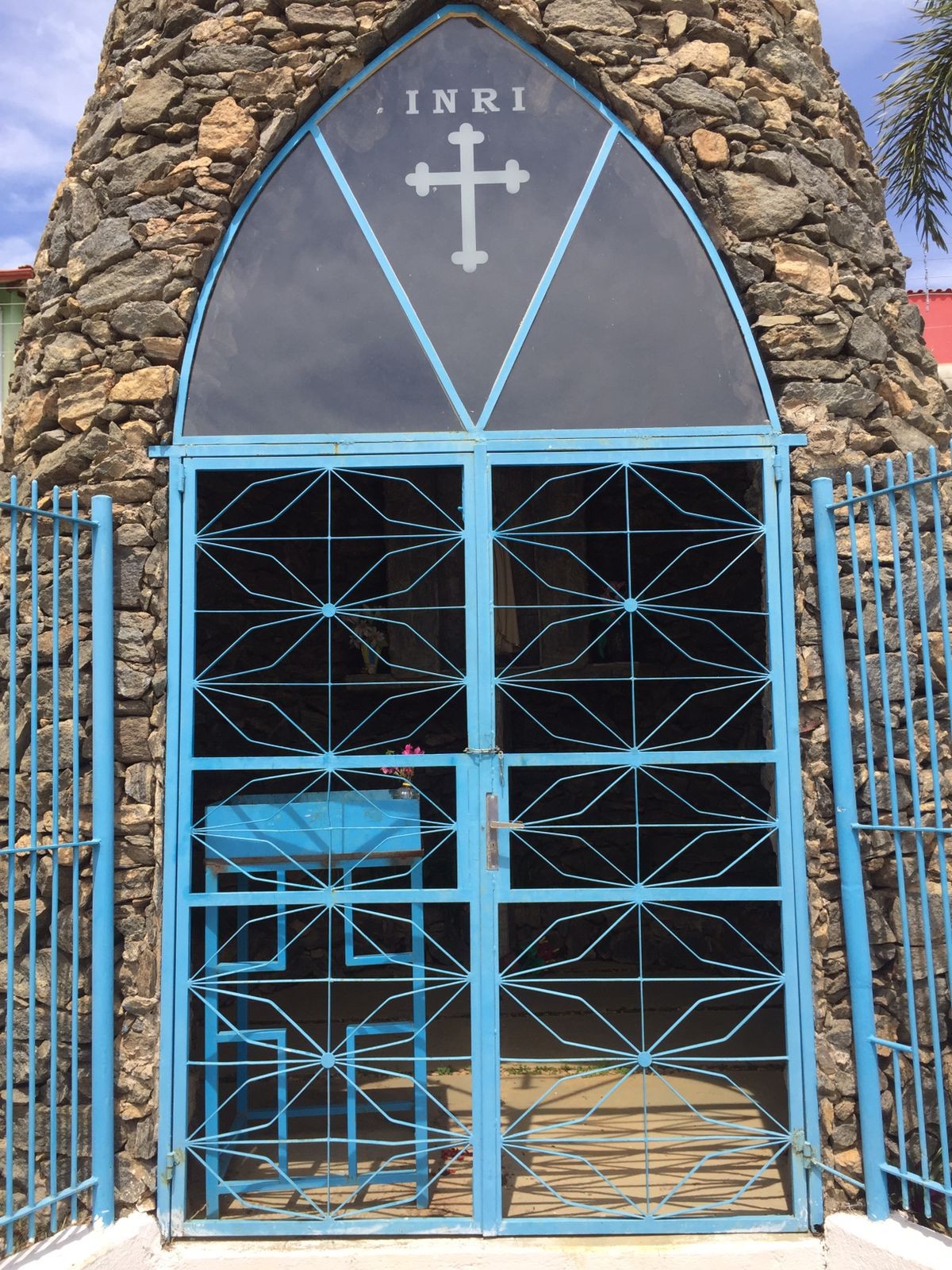 Gruta Nossa Senhora de Rosa Mistica 