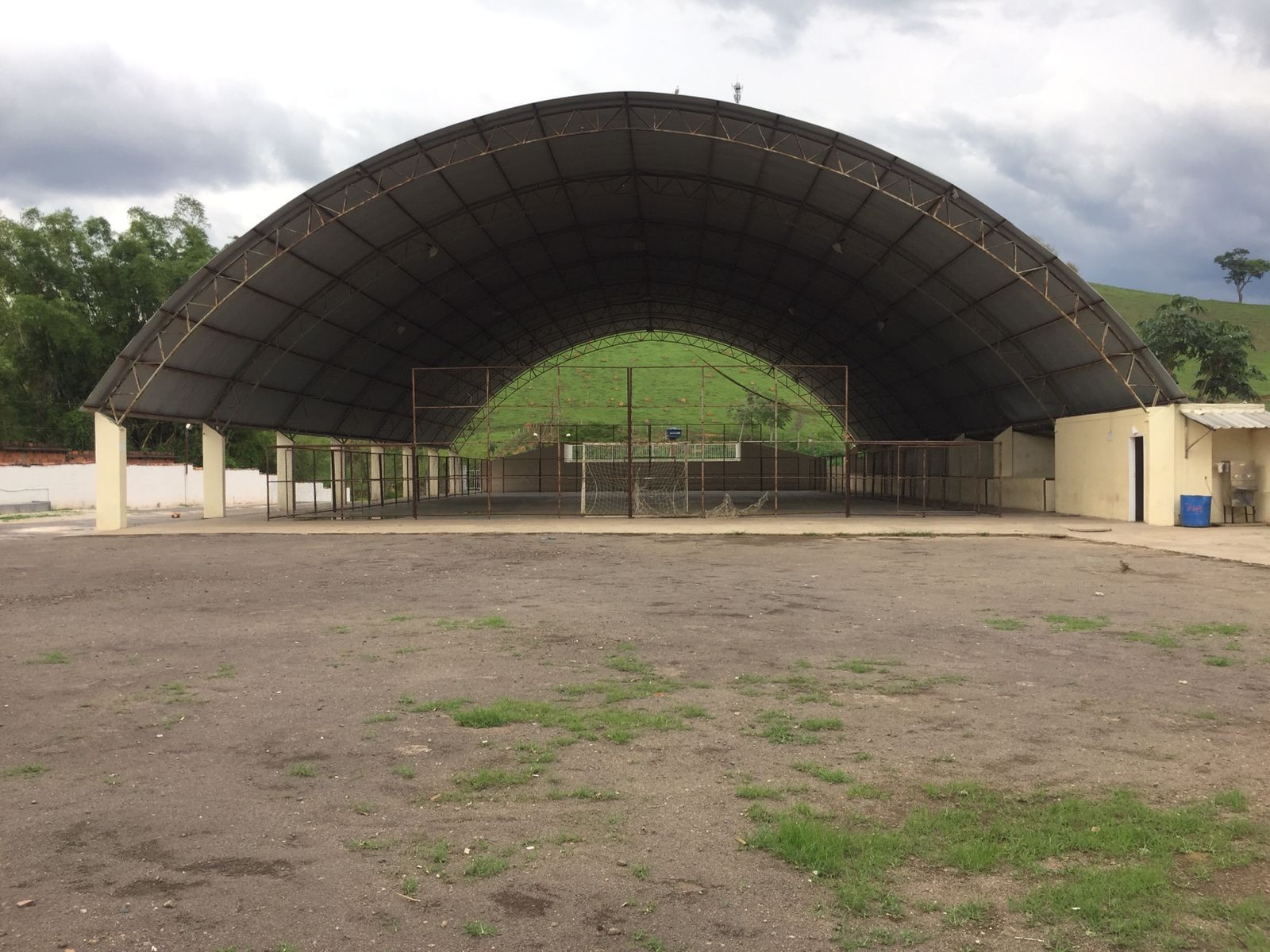 Quadra Poliesportiva/ Pavilhão Municipal 
