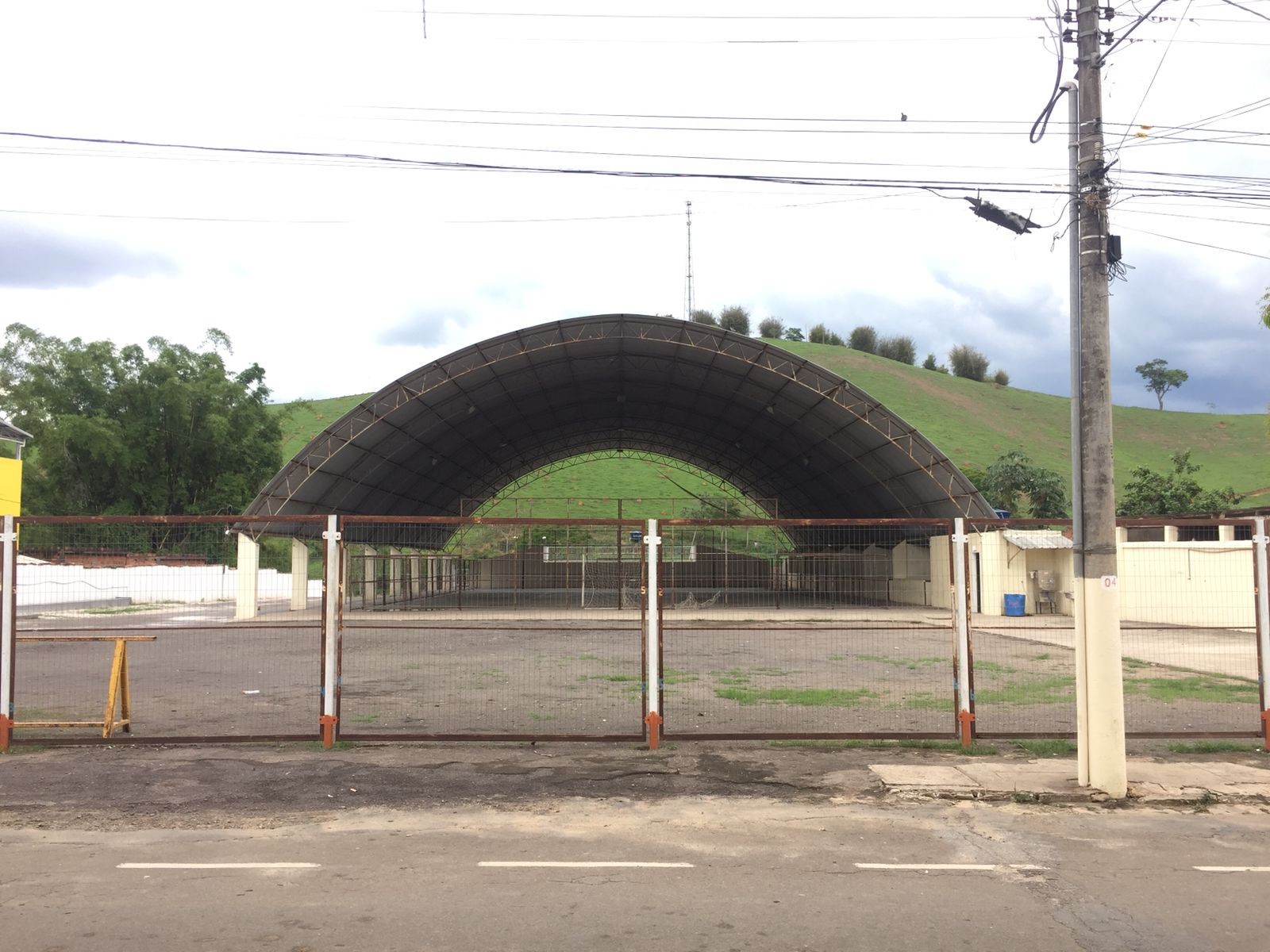 Quadra Poliesportiva/ Pavilhão Municipal 