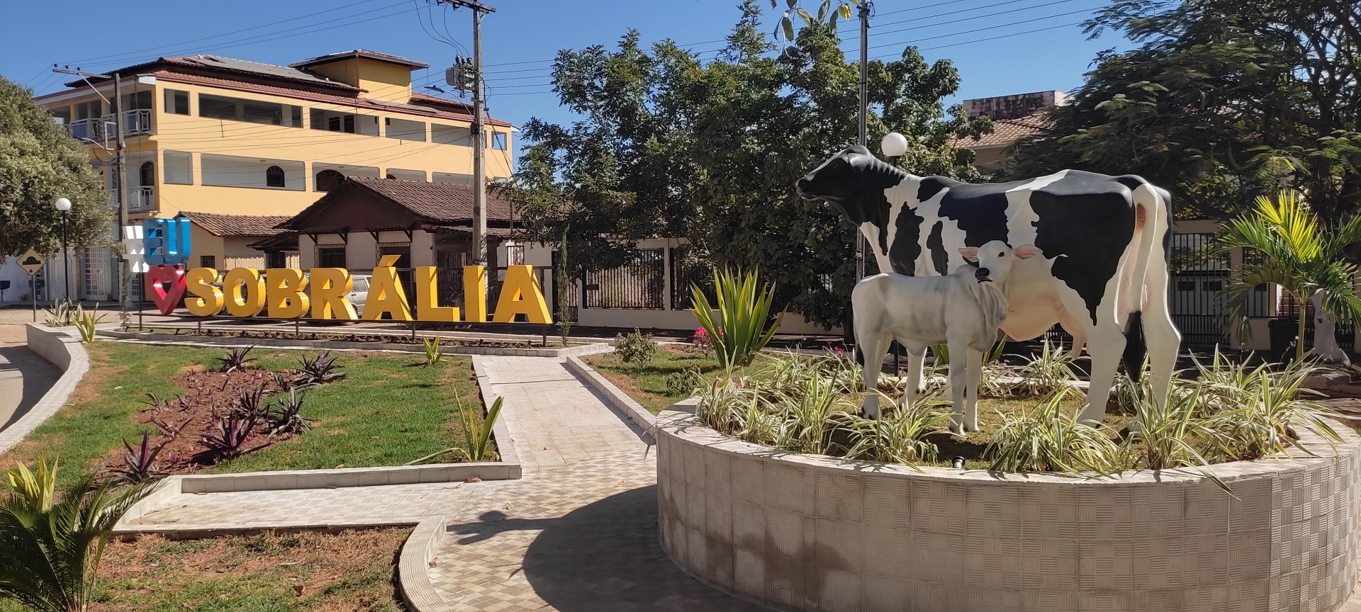 PRAÇA IVO TEODORO DE SOUZA