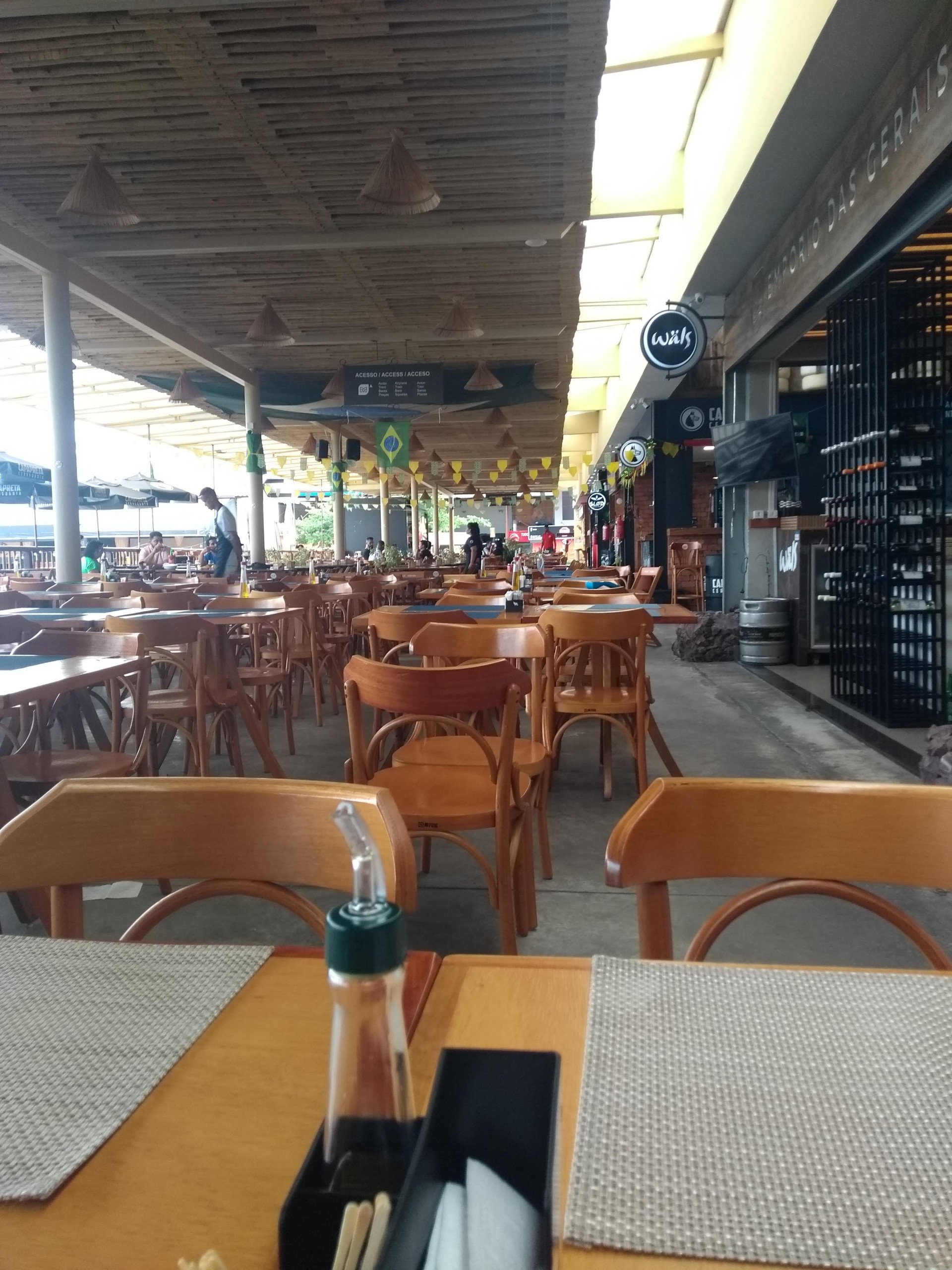 Das Gerais Empório Restaurante & Conveniências