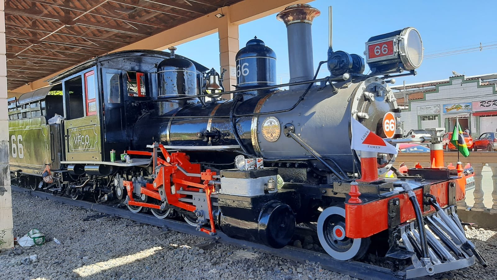 Locomotiva 66