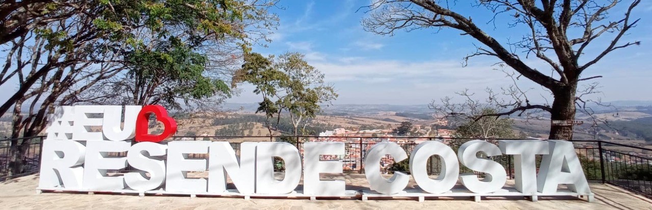 "Eu amo Resende Costa"