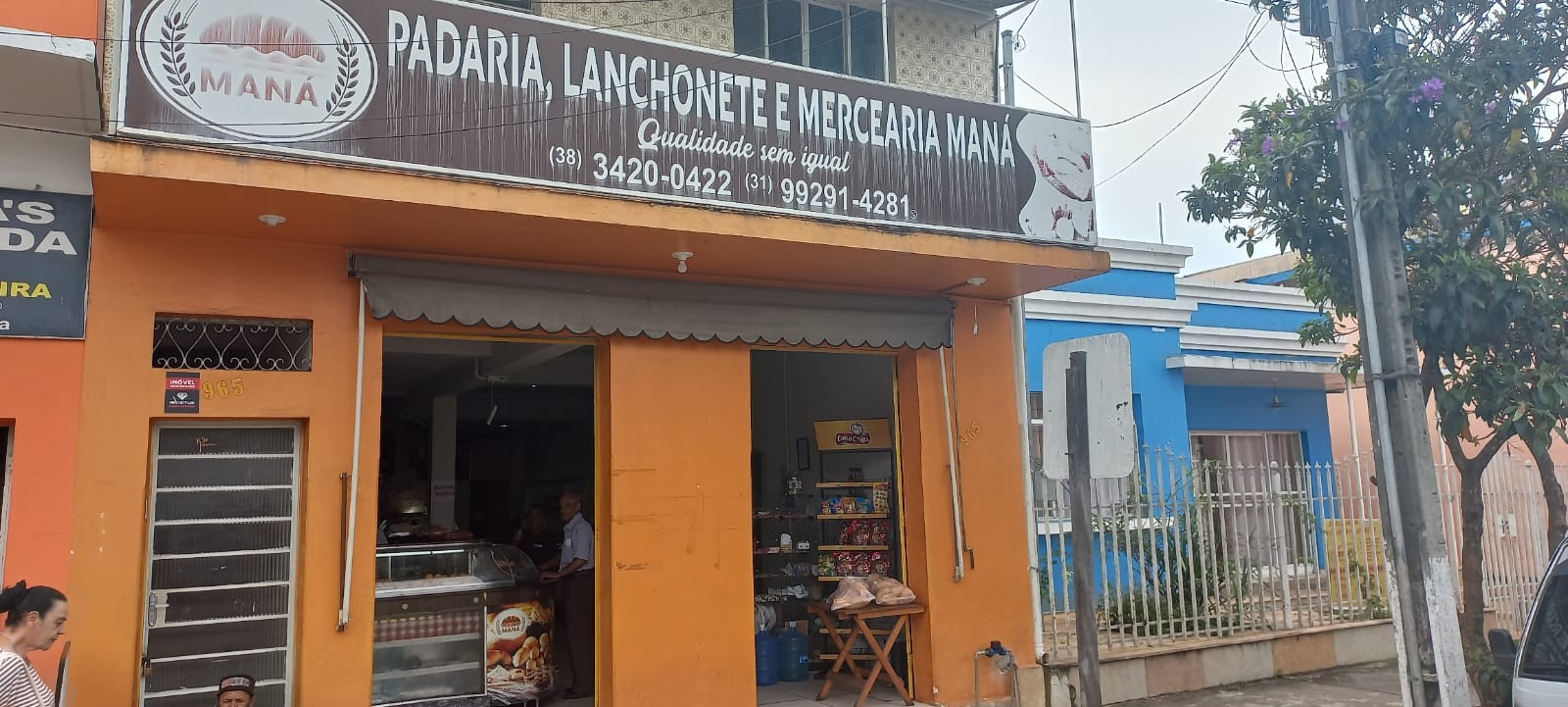 Padaria, Lanchonete e Mercearia Maná