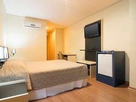 Hotel Financial 