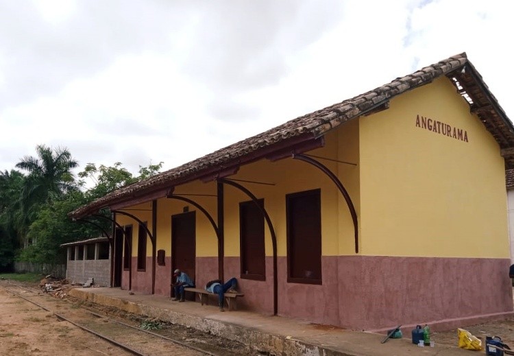 Estação Ferroviária de Angaturama