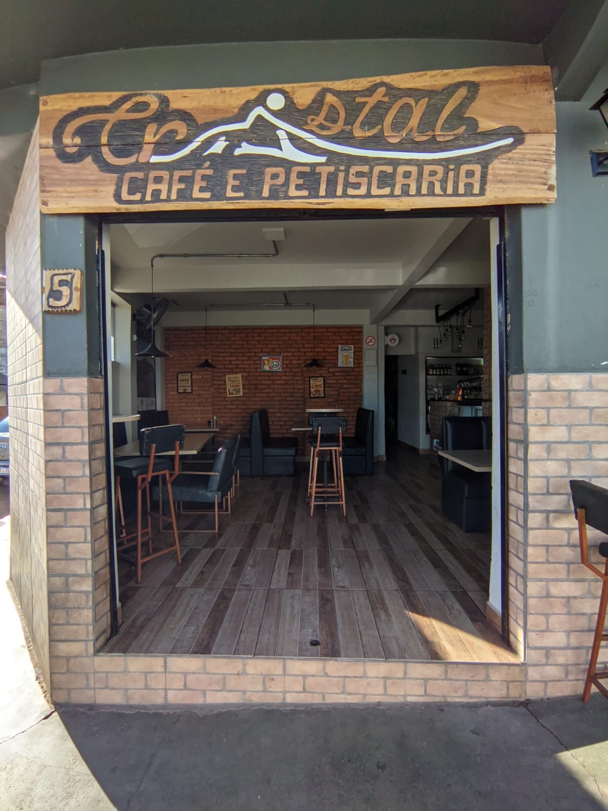 Cristal Café e Petiscaria