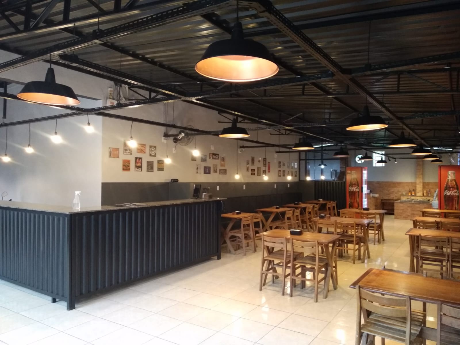 Restaurante, Pizzaria & Rotisseria Serrano  