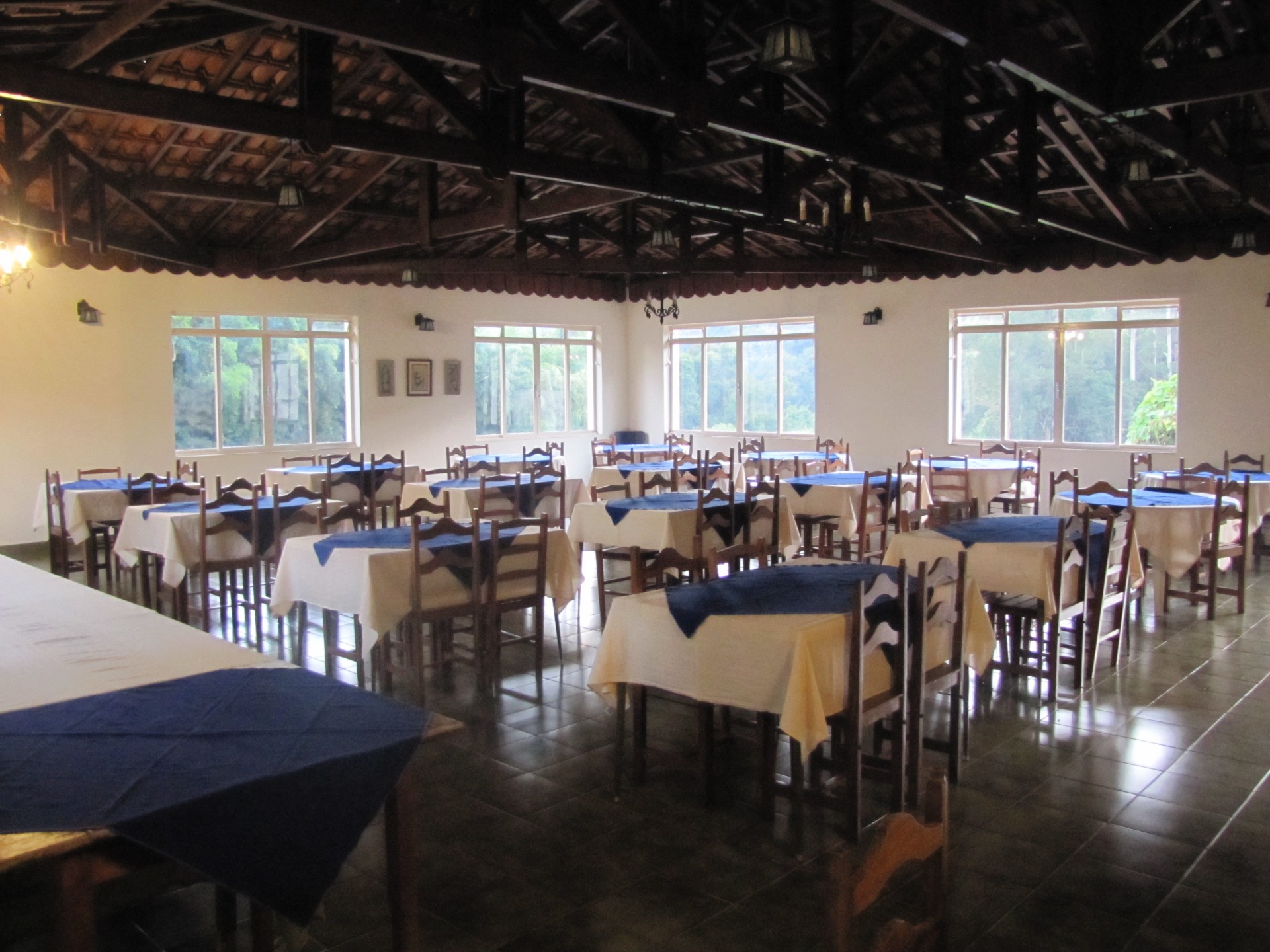 Hotel Ipe