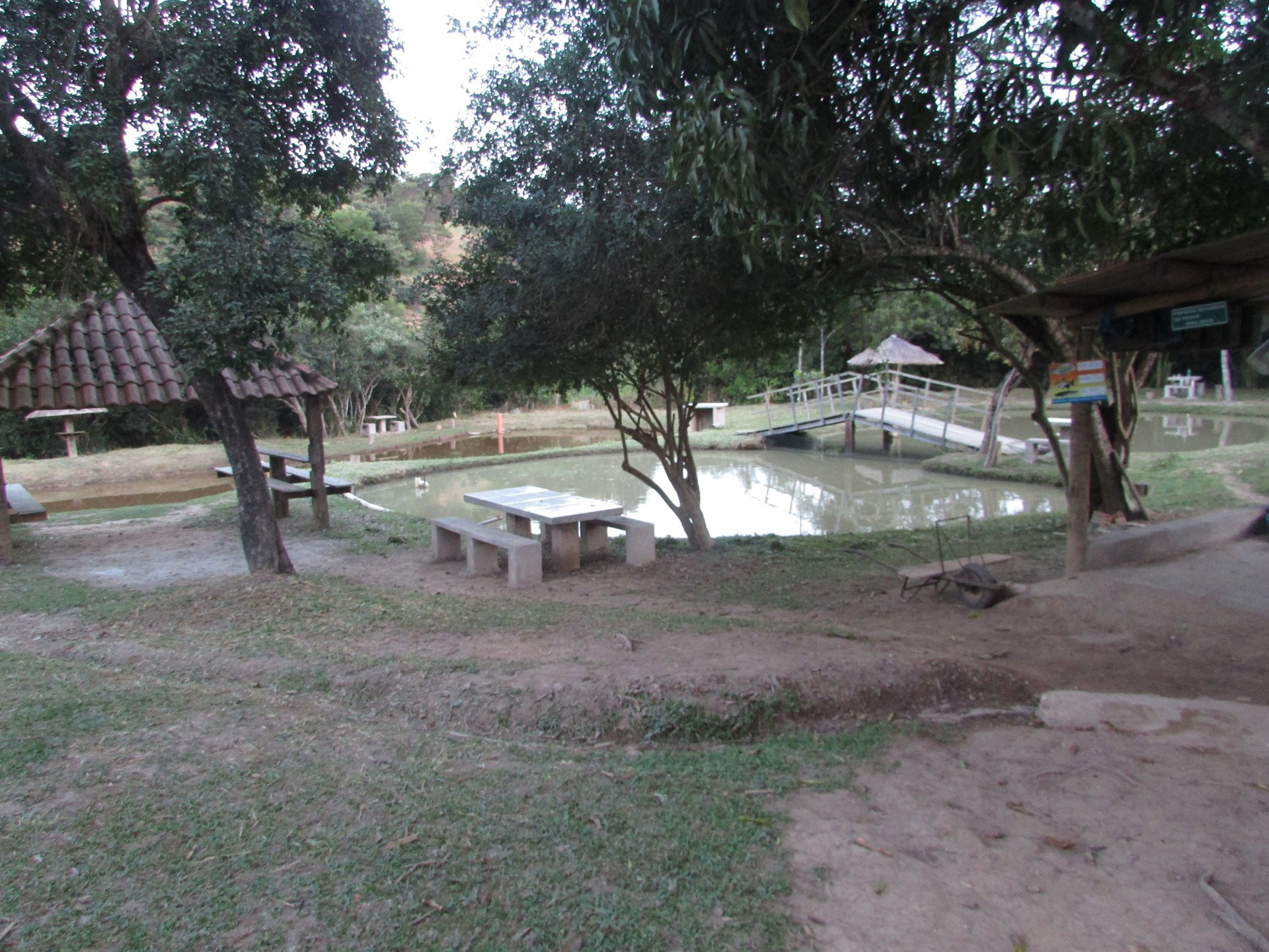 Bar e Pesque e Pague Barro Branco