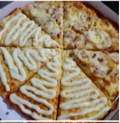 PIZZA  EM PEDAÇOS 