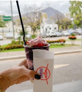Tribbu Açaí e Saladeira