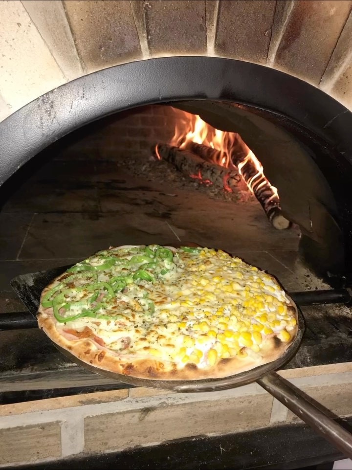  Degust Pizzaria