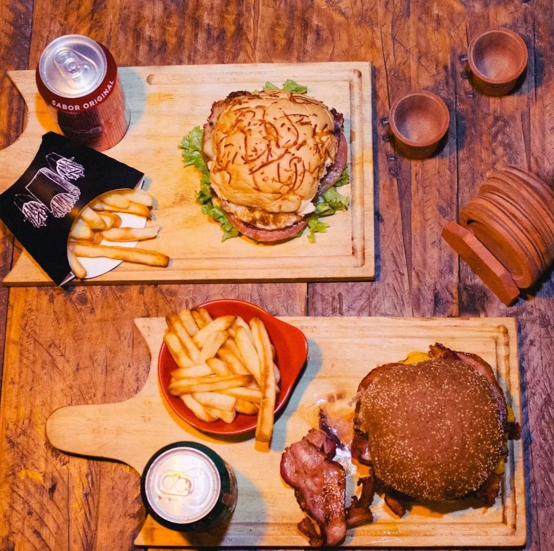 Canoeiro Hamburgueria