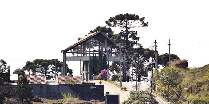 Portal e Casa da cultura Áurea Vieira Camargo