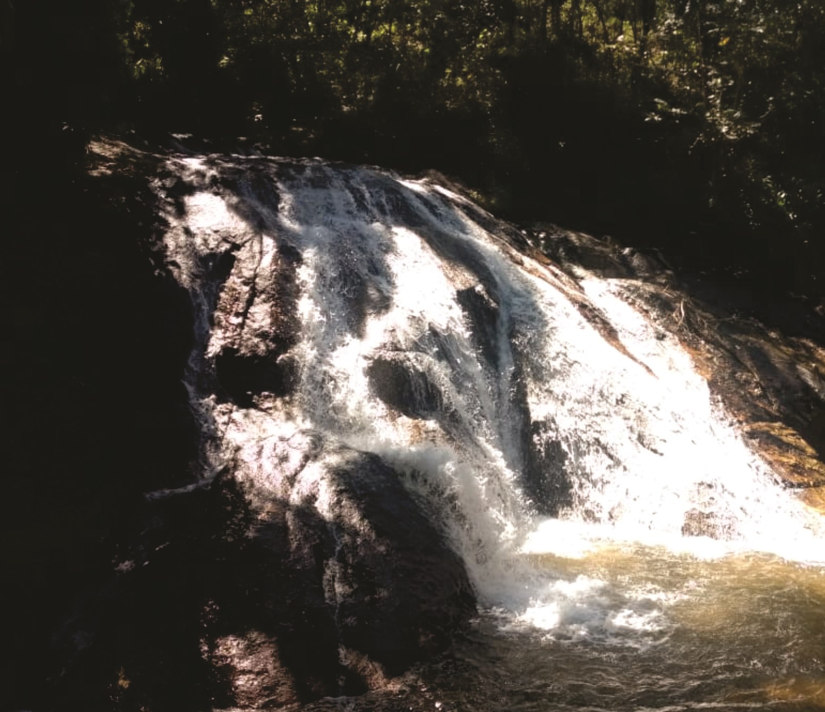 Cachoeira do Asfalto