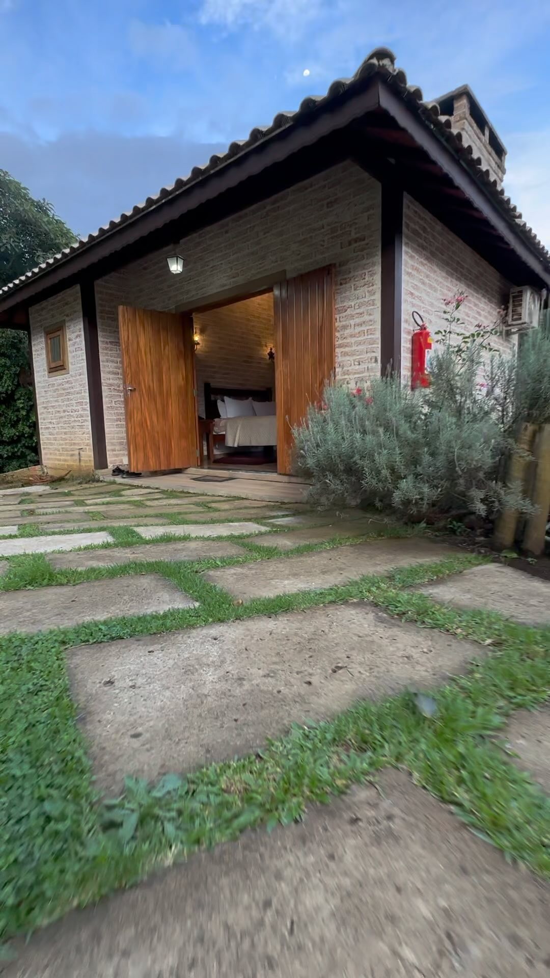 ESTALAGEM MANDEVILLE