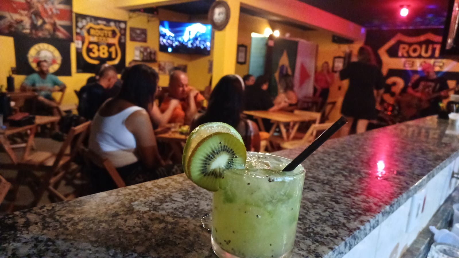 Route Bar 381