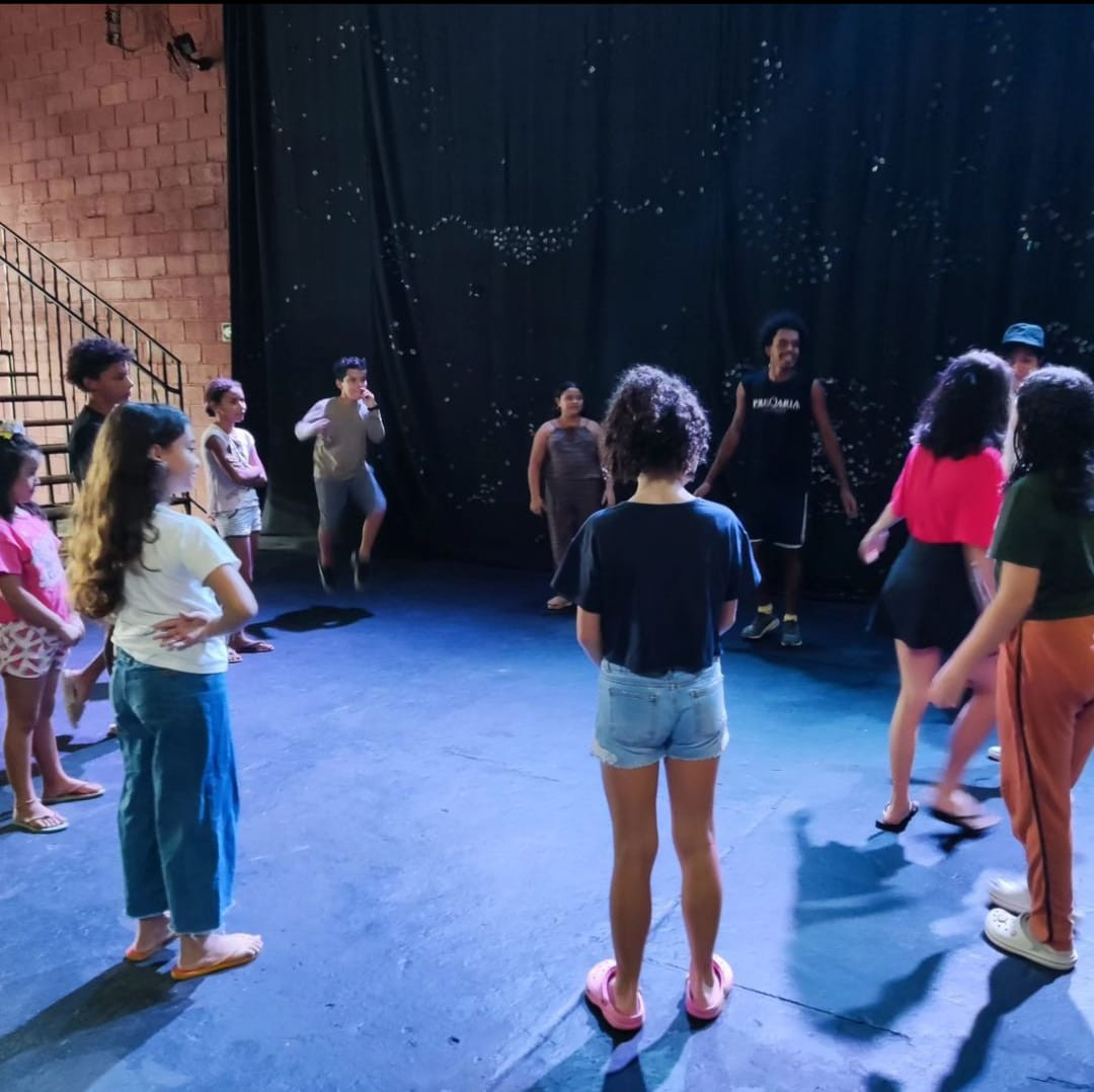 Preqaria Cia de Teatro