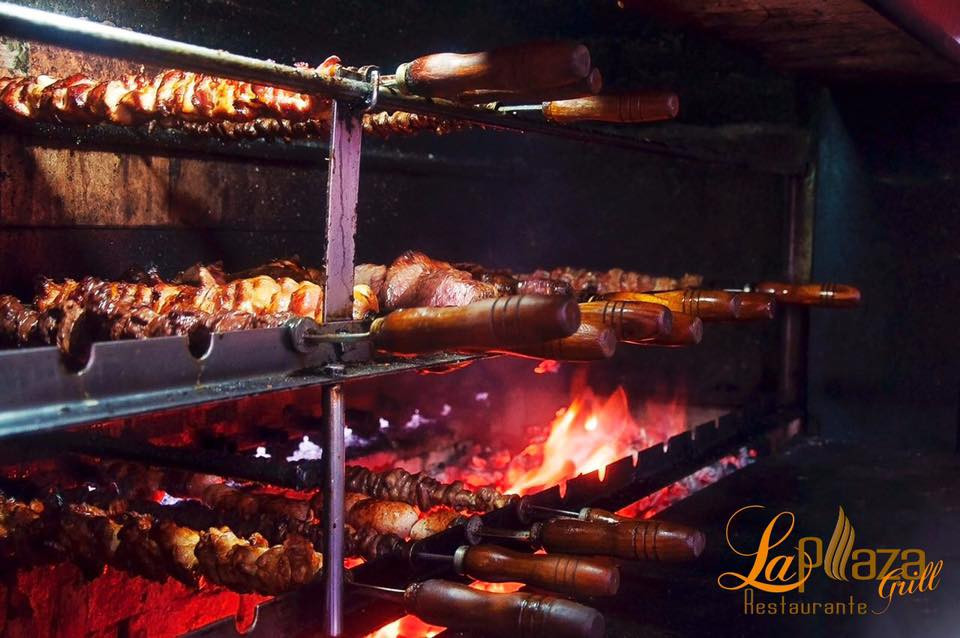 La Plaza Grill