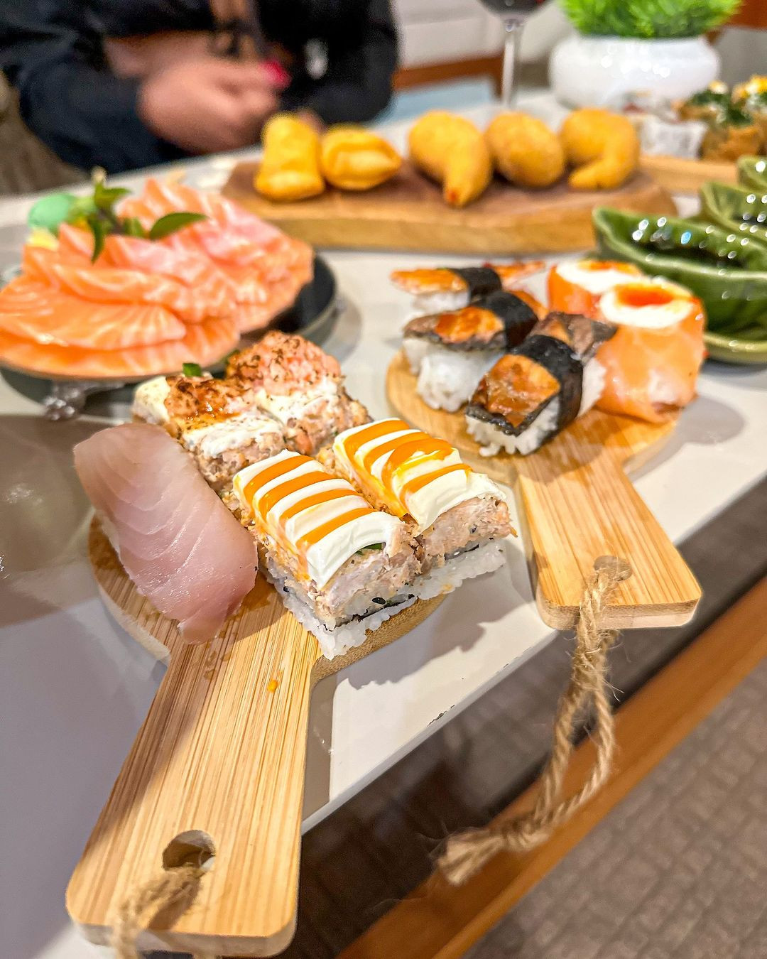 SUSHI KURO ORIENTAL FUSION