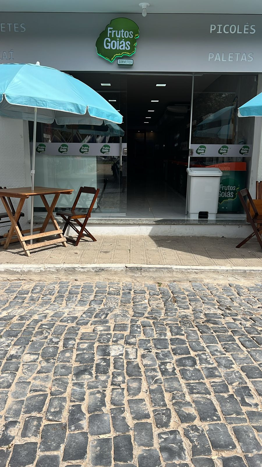 Frutos de Goiás Januária