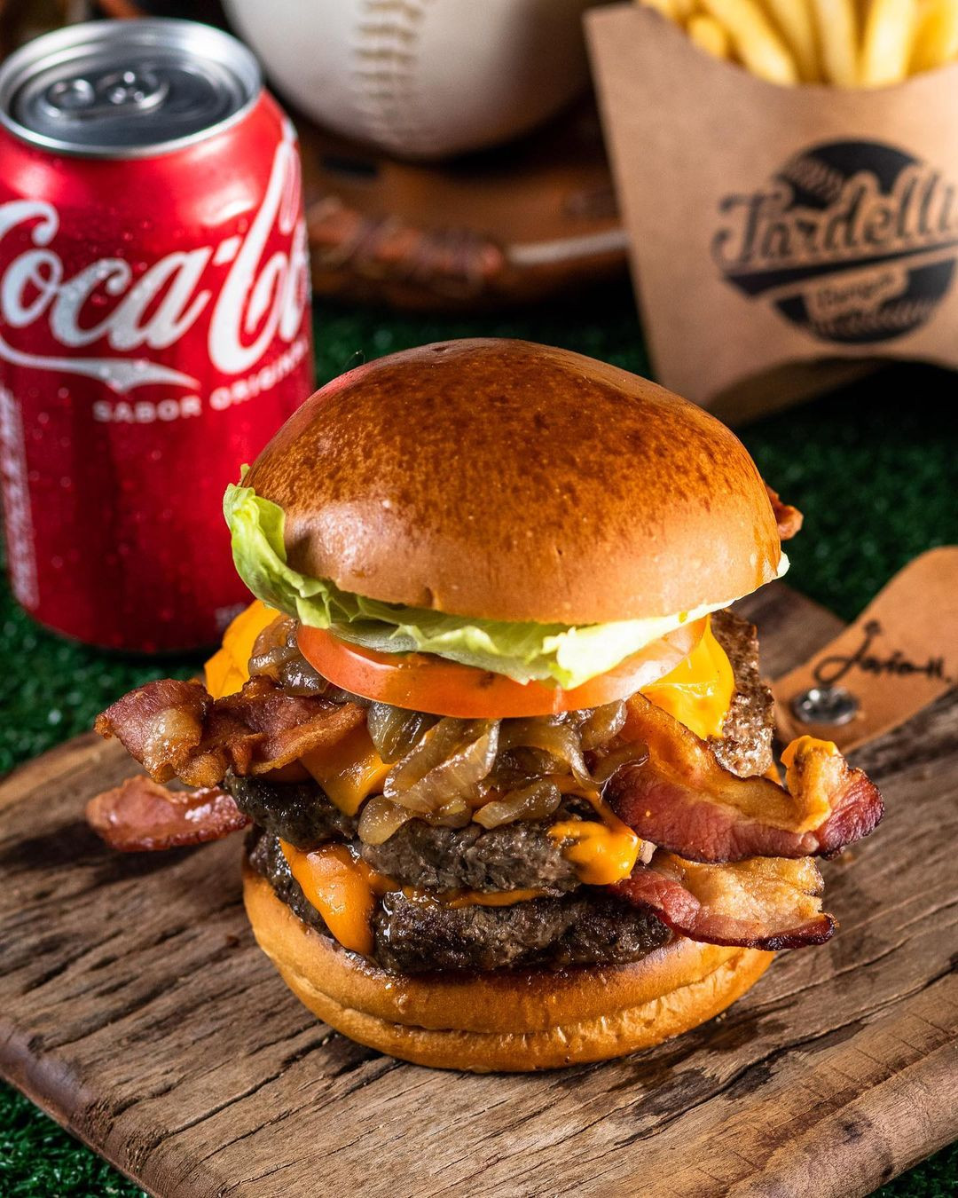 RESTAURANTE TARDELLIS BURGER 