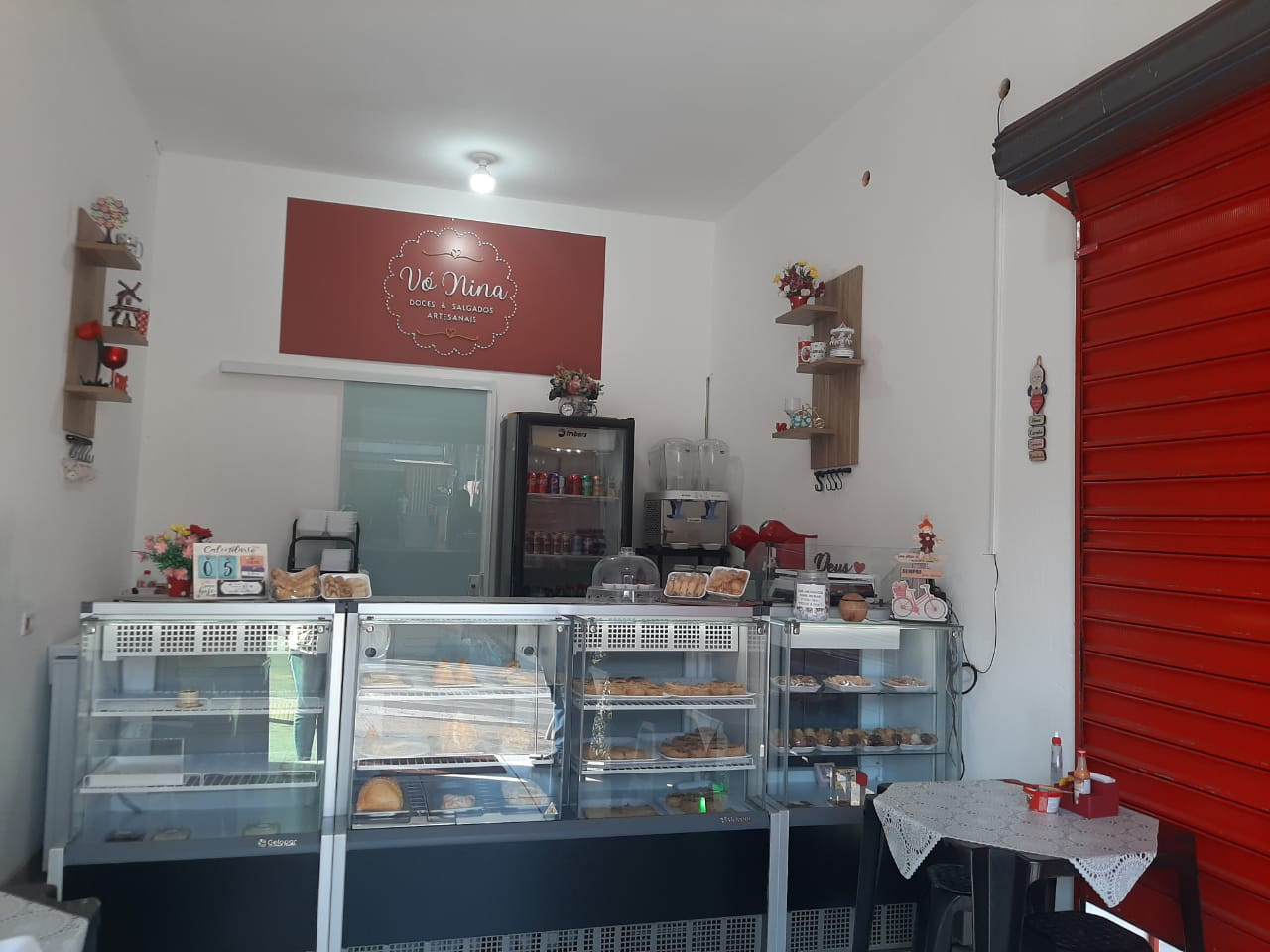 VÓ NINA DOCES E SALGADOS ARTESANAIS
