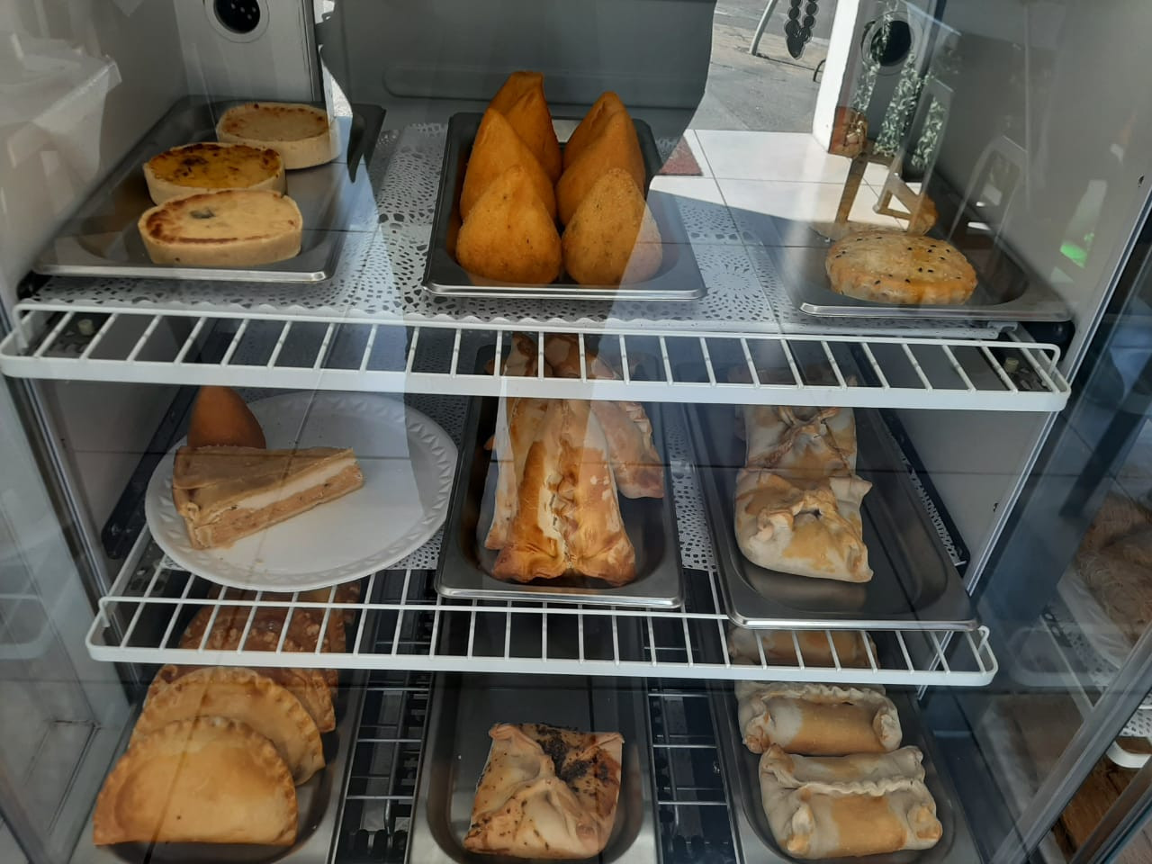 VÓ NINA DOCES E SALGADOS ARTESANAIS