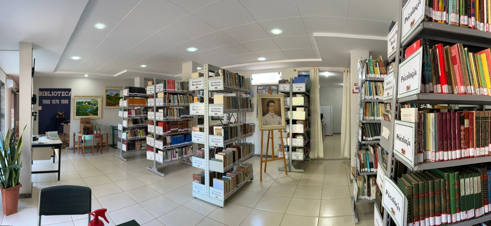 Biblioteca Municipal de Espera Feliz