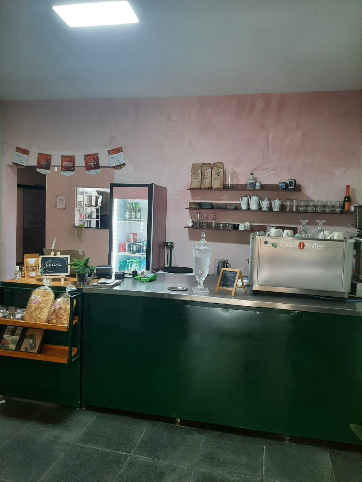 BADINI'S CAFÉ