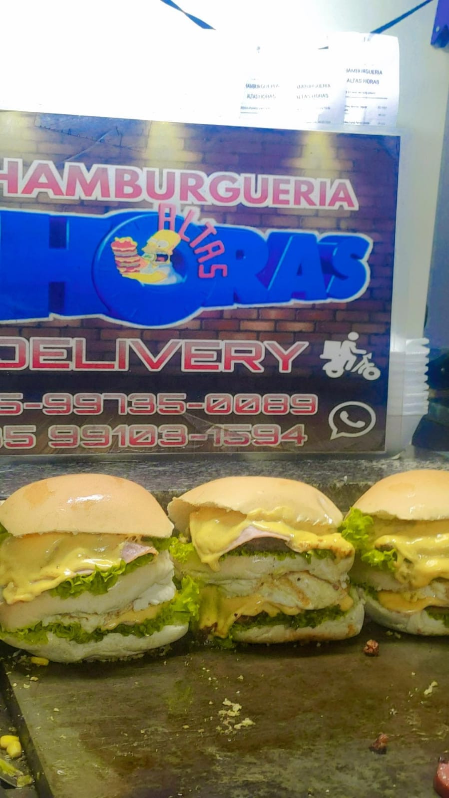 HAMBURGUERIA ALTAS HORAS