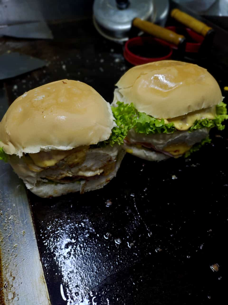 HAMBURGUERIA ALTAS HORAS