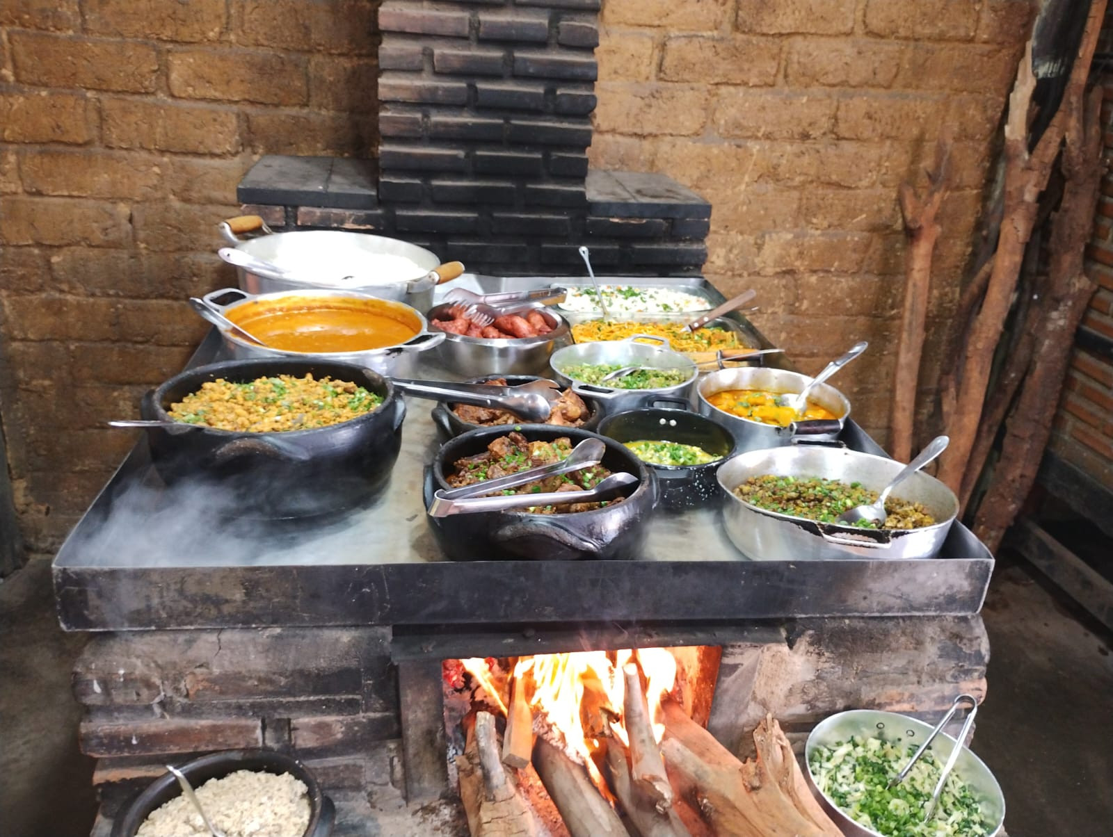 Restaurante Fogão a Lenha