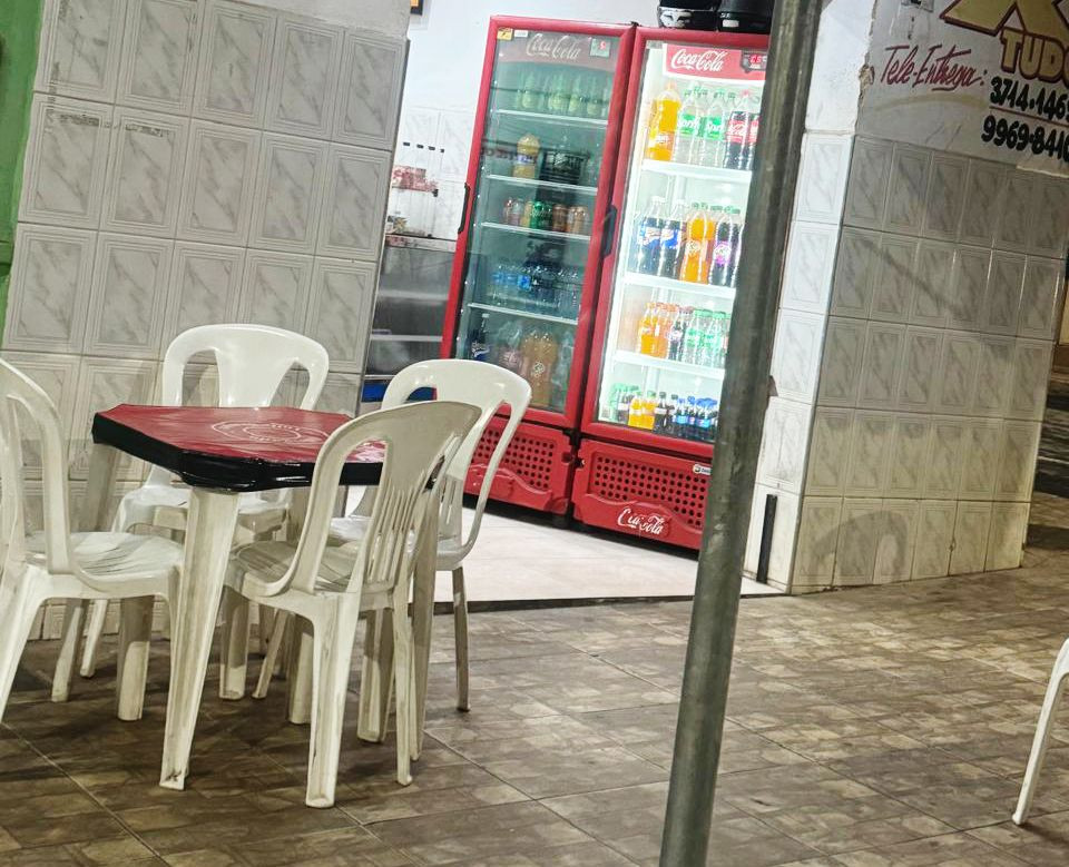 Fabiana Lanches
