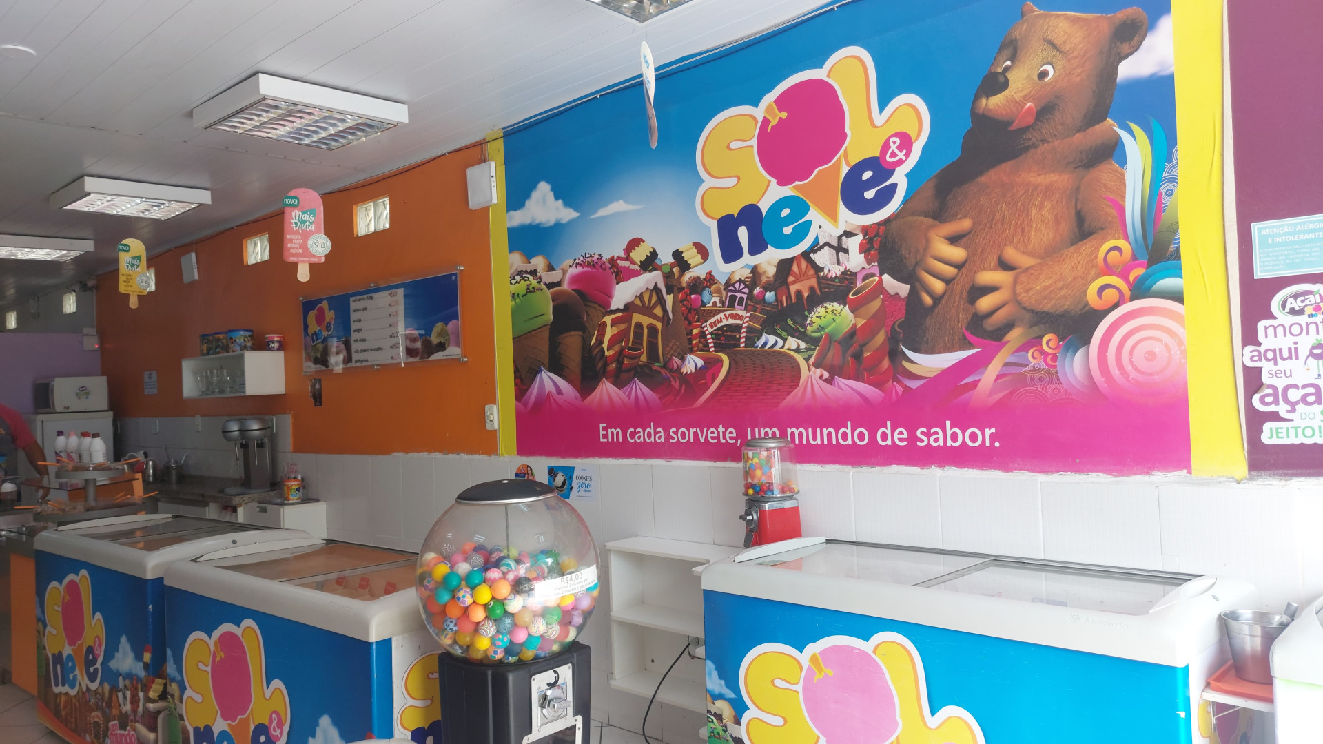 Sorveteria Sol e Neve