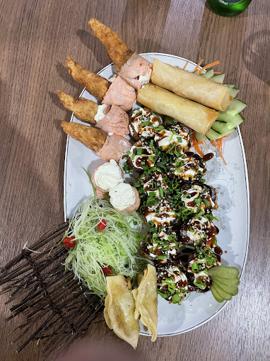 Hako Sushi Bar