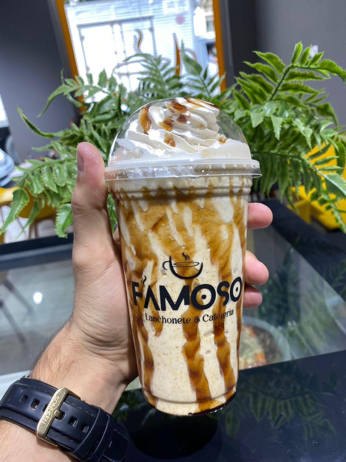 Famoso Café