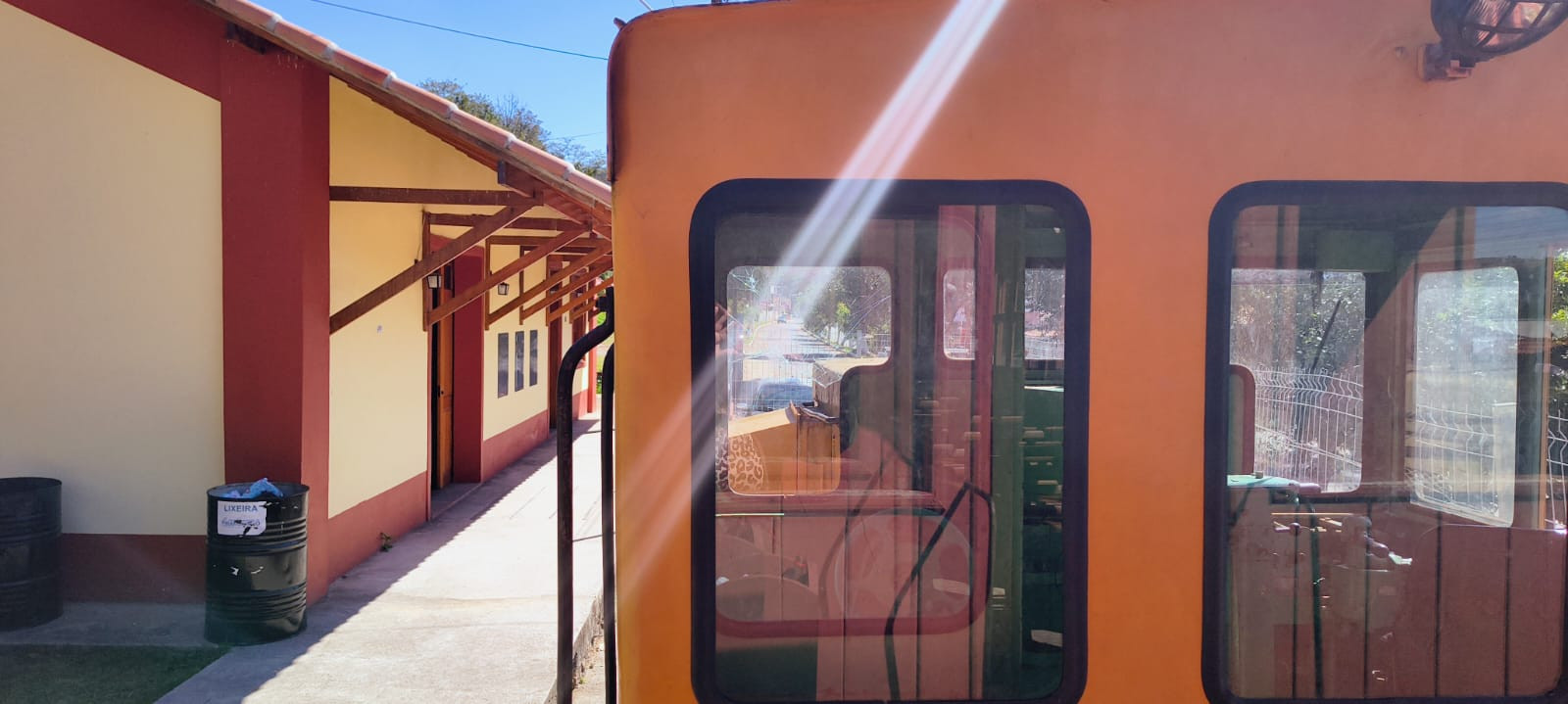 TRENZINHO (ANTIGA ESTAÇÃO DE TREM DE PIRANGUINHO)