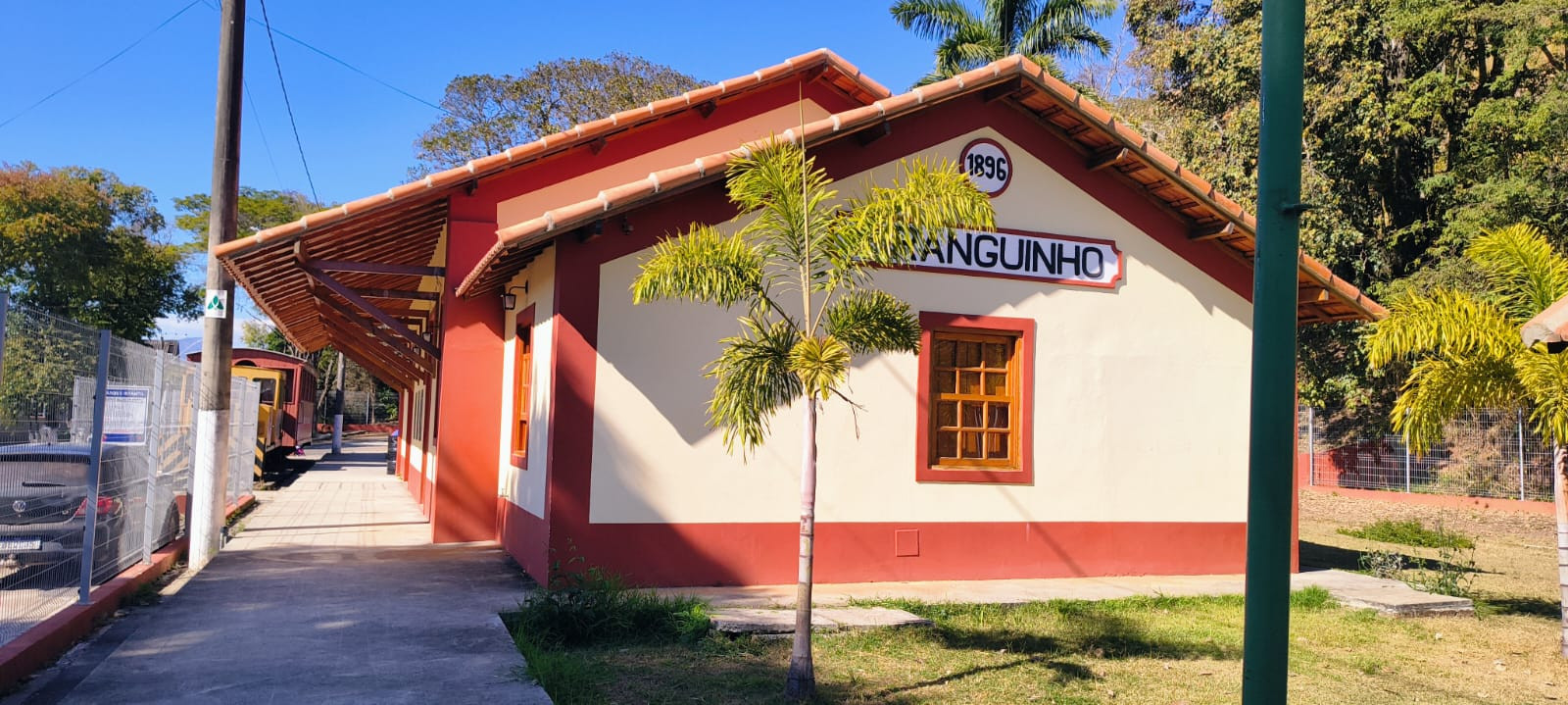 TRENZINHO (ANTIGA ESTAÇÃO DE TREM DE PIRANGUINHO)