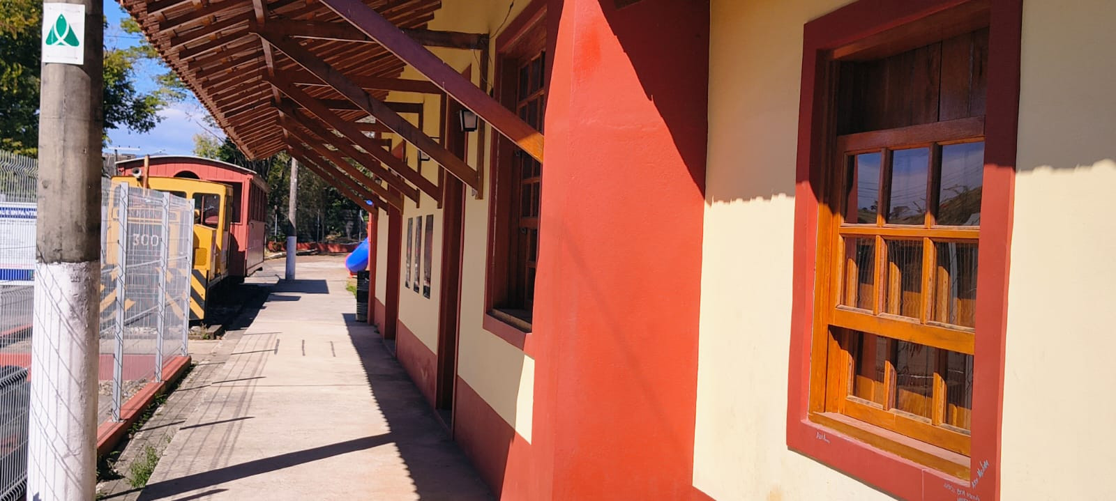 TRENZINHO (ANTIGA ESTAÇÃO DE TREM DE PIRANGUINHO)