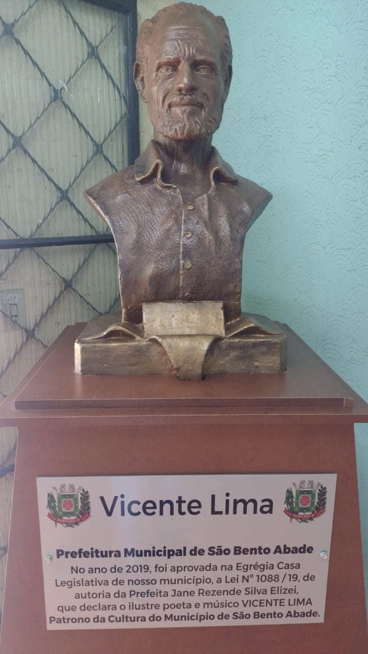 Biblioteca Pública Municipal Maria do Carmo Morad Santos