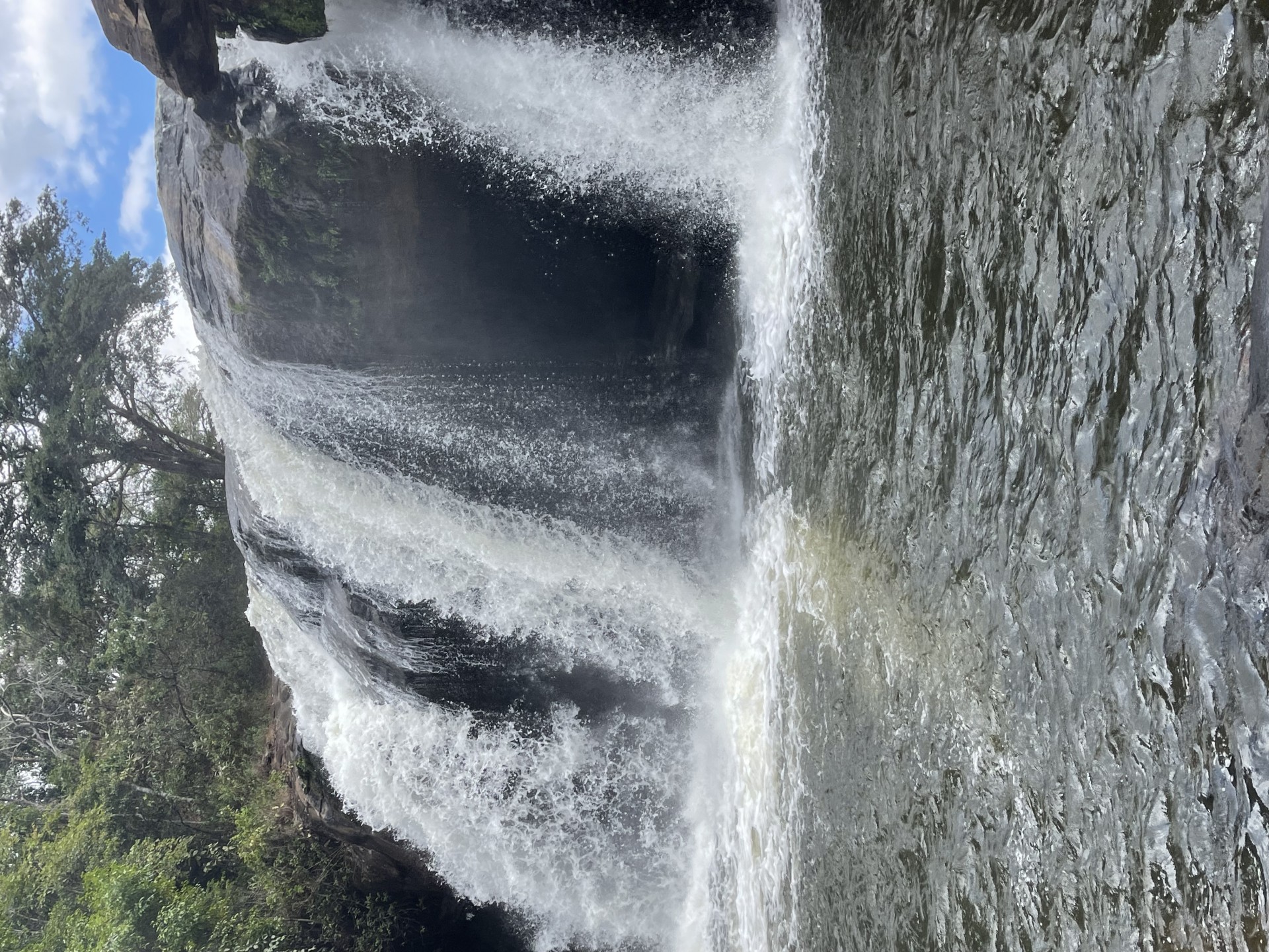 São Sebastião do Rio Preto — foto 4 de 4