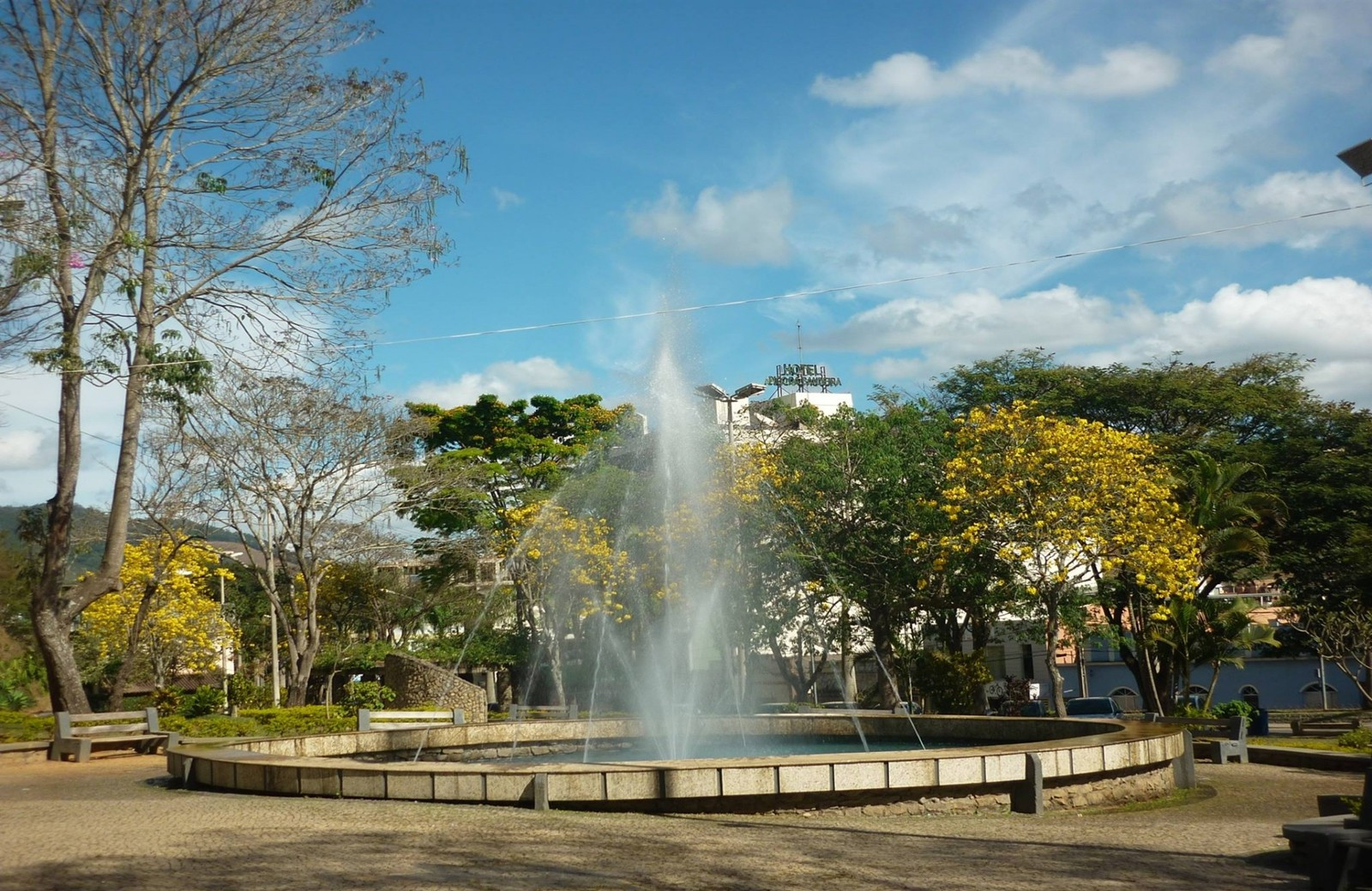 Espera Feliz — foto 1 de 4