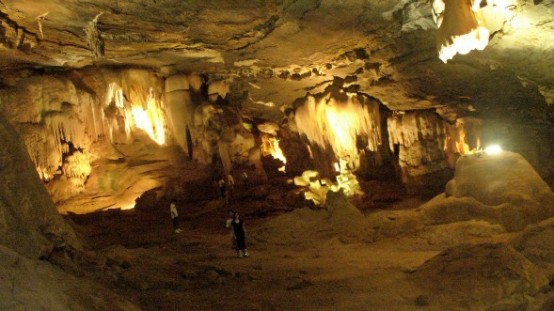 Vesperata de Diamantina com Gruta do Maquiné e Serra de Santa Helena — foto 6 de 7